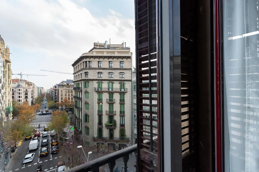 The Vintage Rentals Barcelona Apartment